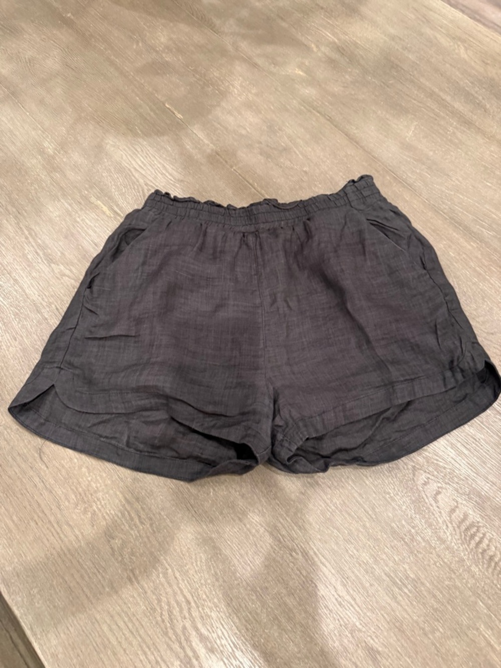 Heartloom Charcoal Black Elastic-Waist Linen Blend Shorts